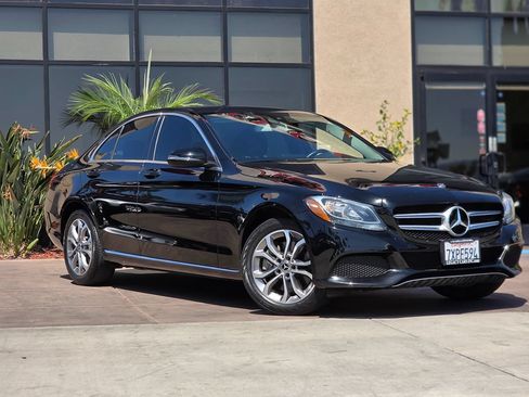 Used 2017 Mercedes-Benz C 300 Sedan image 3