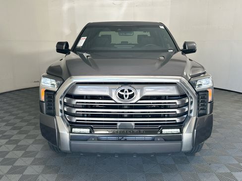 Used 2025 Toyota Tundra Limited AWD/4WD image 8