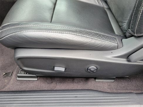 Used 2018 Dodge Challenger SRT Hellcat image 16