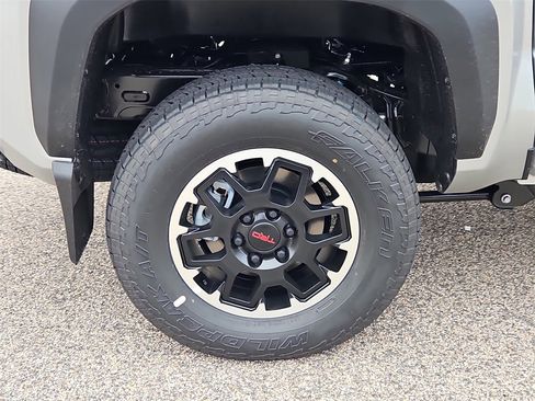 New 2025 Toyota Tacoma 4x4 Double Cab Hybrid image 5