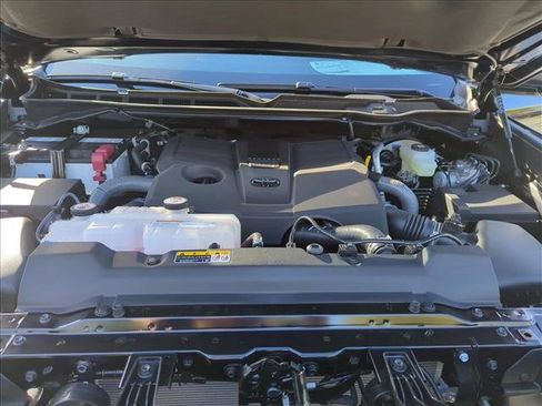 Certified 2025 Toyota Tundra SR5 w/ SR5 Convenience Package AWD/4WD image 17