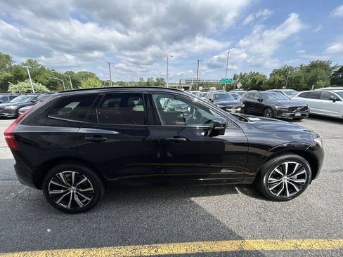 Certified 2023 Volvo XC60 B5 Plus w/ Climate Package AWD/4WD image 9