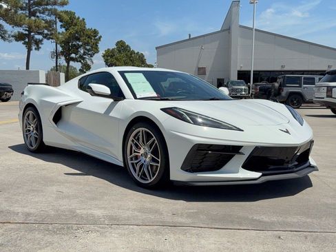 Used 2026 Chevrolet Corvette Stingray Coupe w/ 1LT RWD image 7