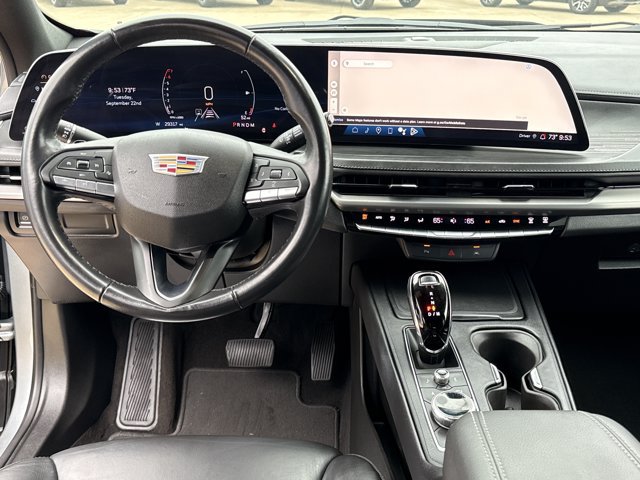 Used 2024 Cadillac XT4 Premium Luxury FWD image 7