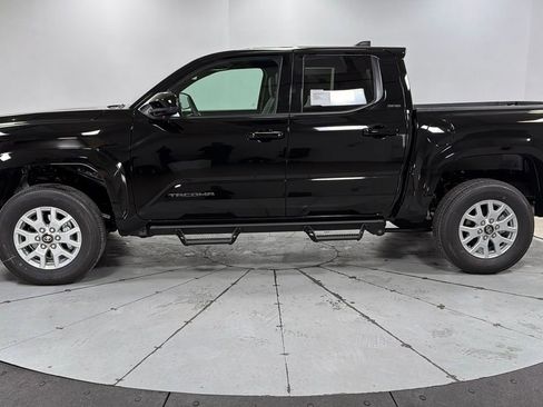 New 2026 Toyota Tacoma SR5 image 8