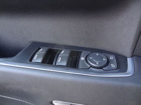Used 2023 Chevrolet Silverado 1500 RST AWD/4WD image 17