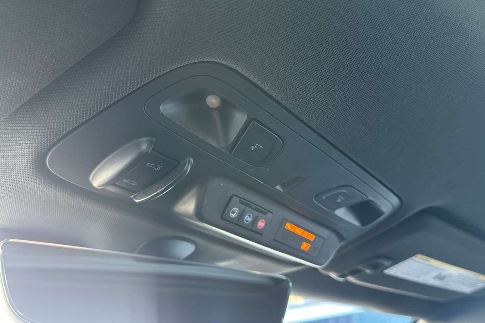 Used 2021 Chevrolet Camaro ZL1 RWD image 23
