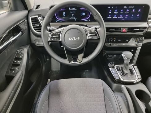 New 2026 Kia Seltos S image 28