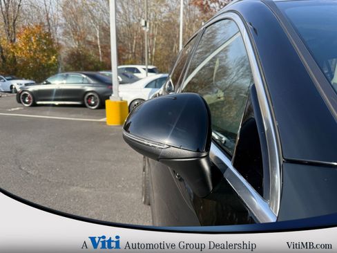 Used 2024 Mercedes-Benz GLC 300 4MATIC image 10