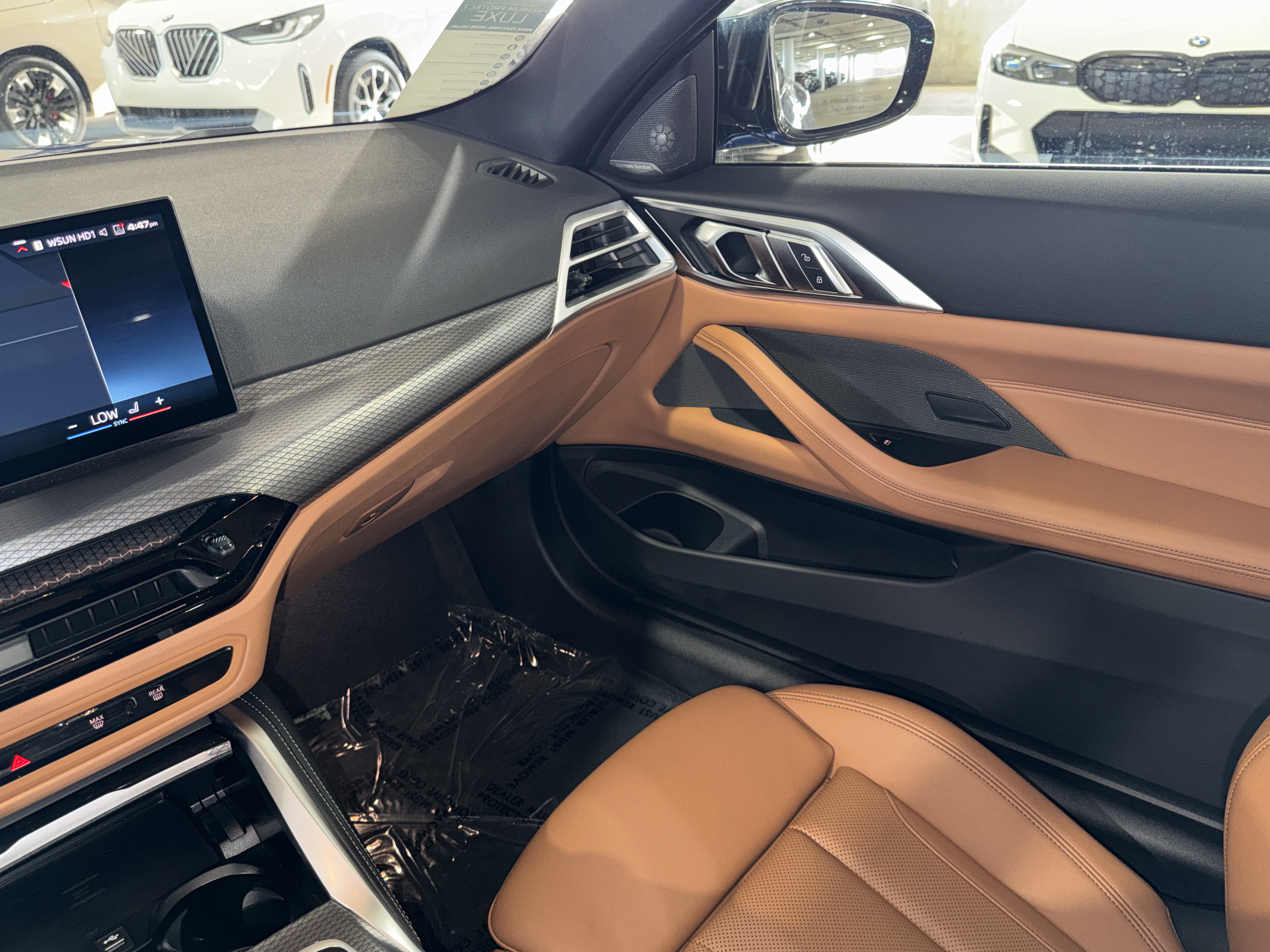 Used 2025 BMW M440i Coupe RWD image 29