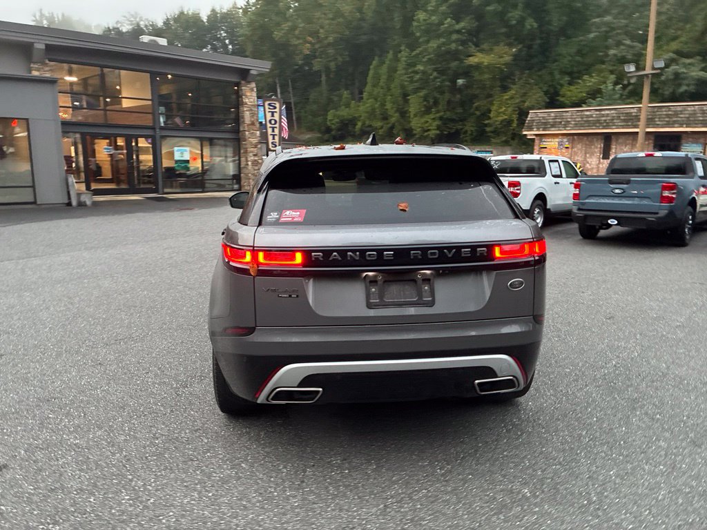 Used 2018 Land Rover Range Rover Velar R-Dynamic SE AWD/4WD image 11
