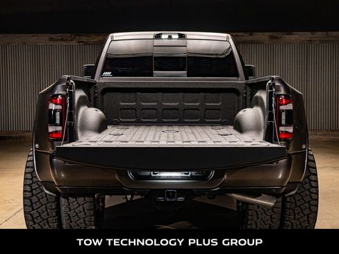 Used 2024 RAM 3500 Limited image 9