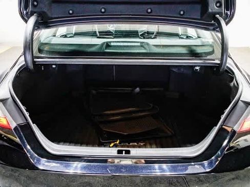Certified 2020 Toyota Camry SE image 27