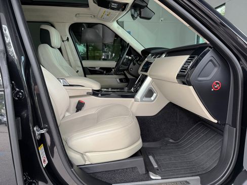 Used 2019 Land Rover Range Rover Long Wheelbase Supercharged AWD/4WD image 27