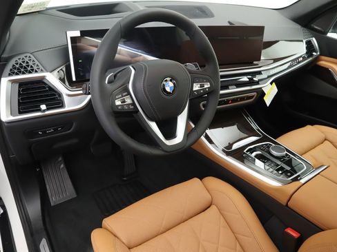 New 2026 BMW X5 sDrive40i w/ Climate Comfort Package image 9