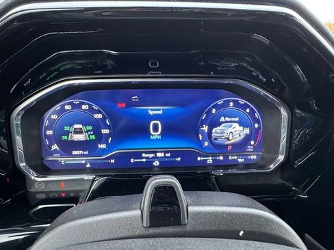 Used 2024 Chevrolet Silverado 1500 High Country w/ Technology Package image 10