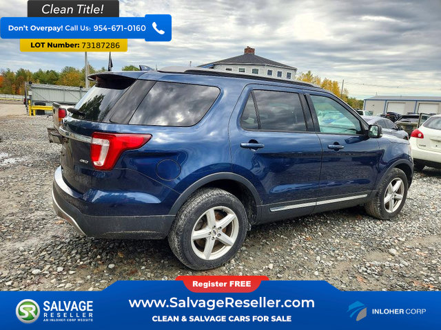 Used 2017 Ford Explorer XLT w/ Equipment Group 202A AWD/4WD image 4
