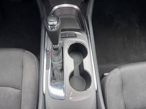 Used 2020 Chevrolet Malibu LT FWD image 19