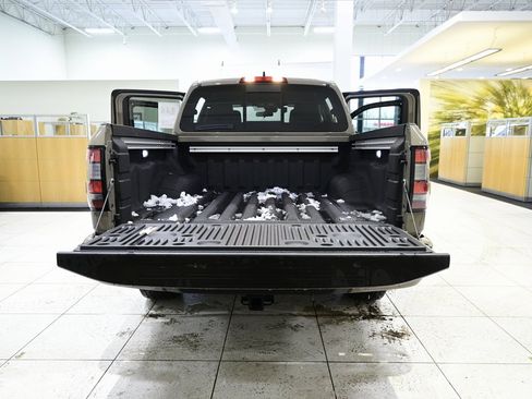 Used 2024 Nissan Frontier PRO-4X w/ Pro Convenience Package image 23