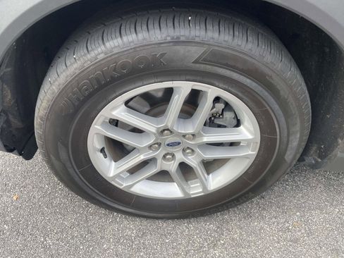 Used 2025 Ford Explorer Active image 11