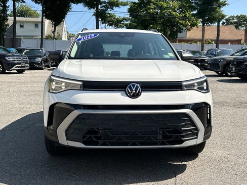 Used 2025 Volkswagen Taos S AWD/4WD image 6