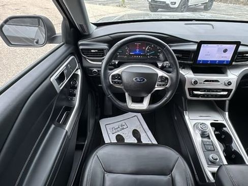 Certified 2022 Ford Explorer XLT w/ Equipment Group 202A image 12