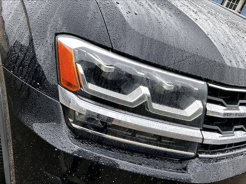 Used 2018 Volkswagen Atlas SE image 26