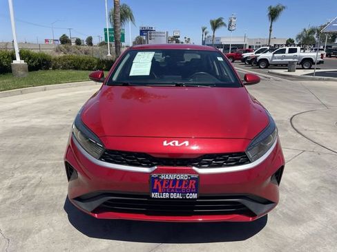 Used 2024 Kia Forte LXS FWD image 3