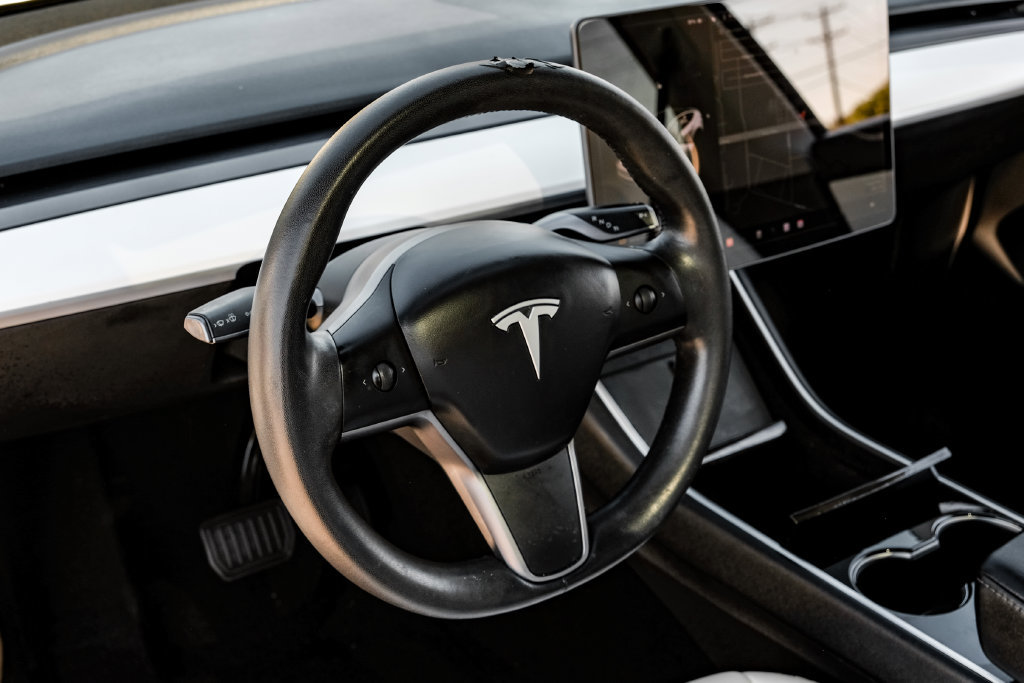Used 2020 Tesla Model Y Long Range AWD/4WD image 12