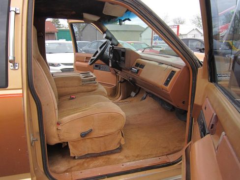 Used 1989 Chevrolet Silverado 3500 2WD Extended Cab image 33