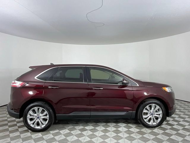 Used 2022 Ford Edge Titanium AWD/4WD image 4