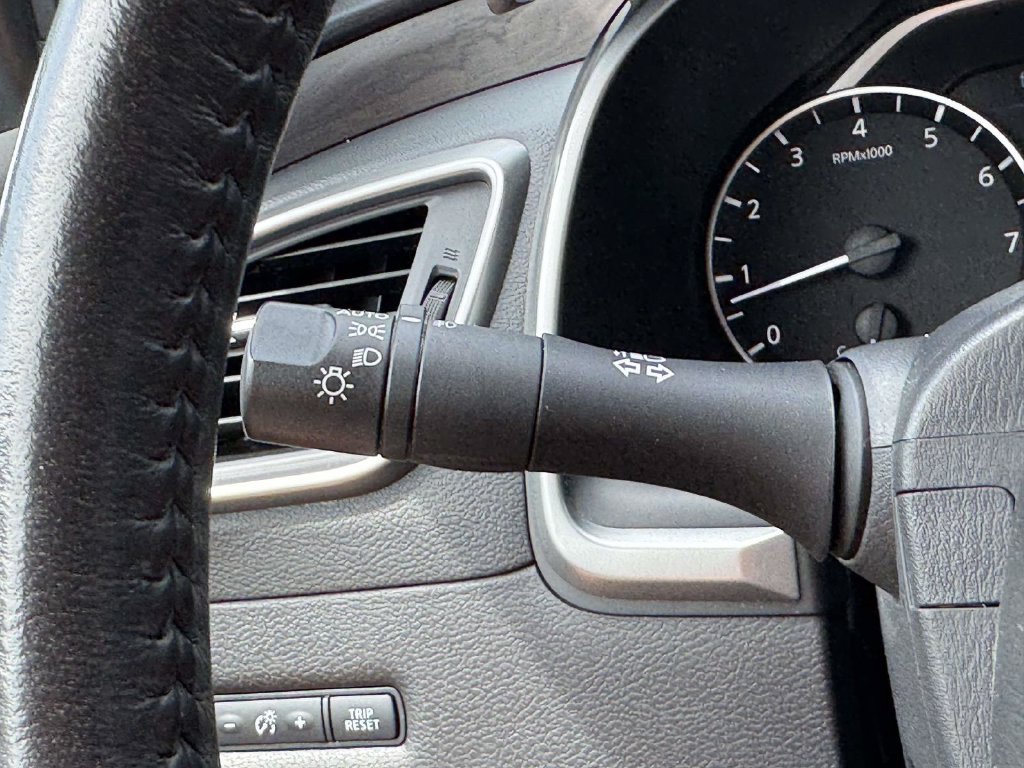Used 2024 Nissan Murano Platinum w/ Cargo Package AWD/4WD image 19