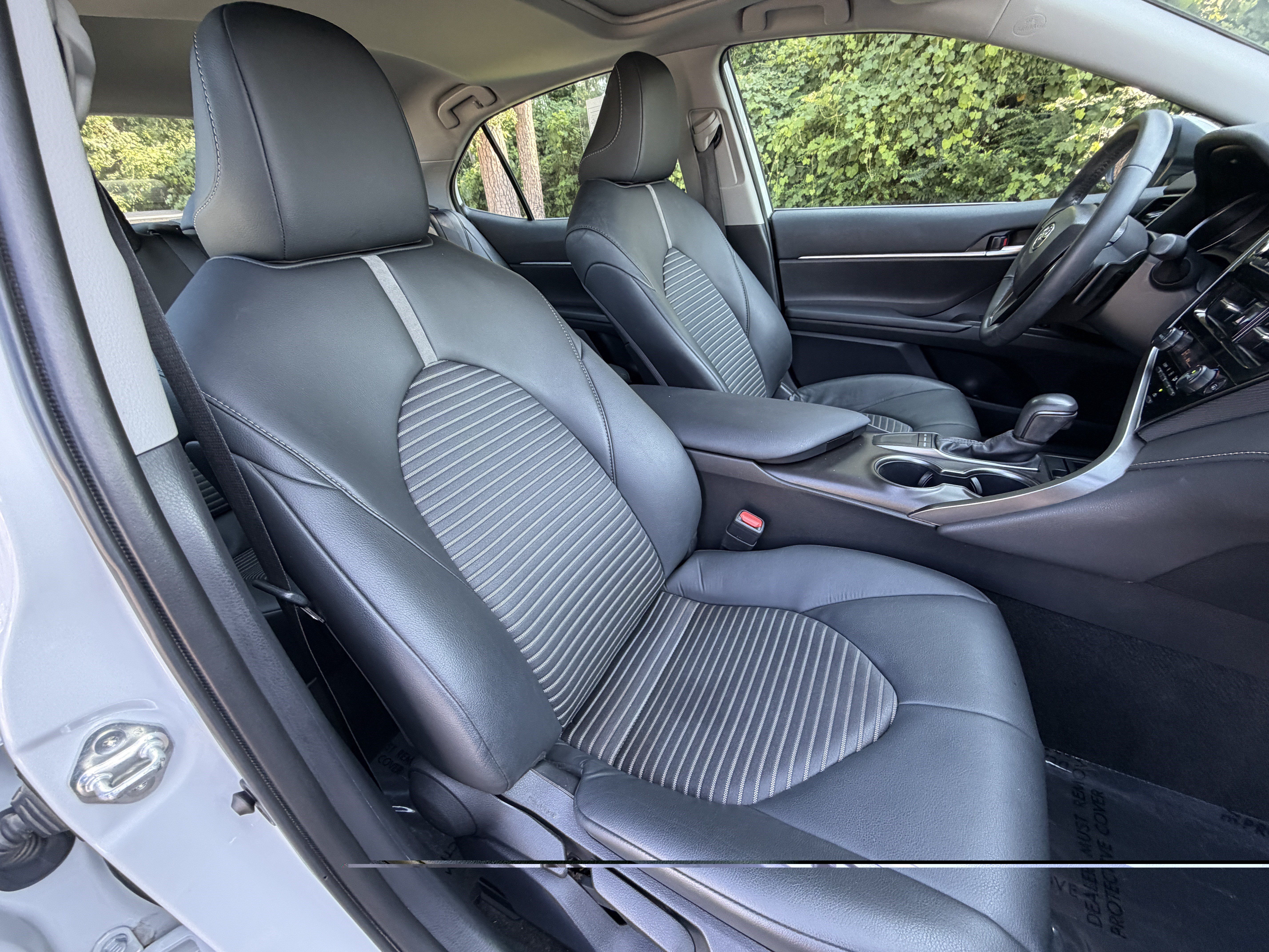 Used 2024 Toyota Camry SE w/ Convenience Package FWD image 18