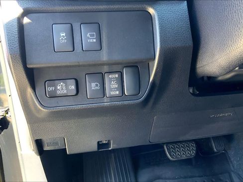 Used 2023 Toyota Tacoma TRD Sport w/ TRD Premium Sport Package AWD/4WD image 35