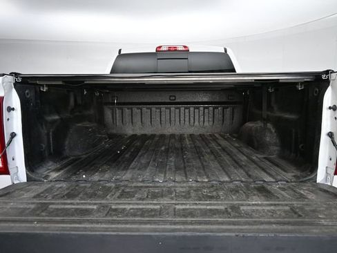 Used 2017 Chevrolet Silverado 1500 LTZ image 38