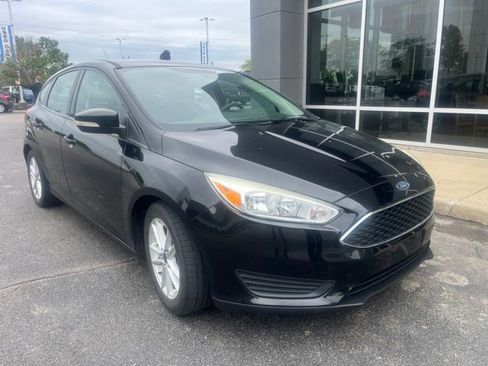Used 2017 Ford Focus SE FWD image 7