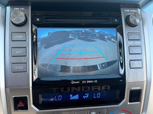 Used 2017 Toyota Tundra Limited image 96