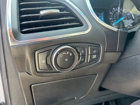 Certified 2019 Ford Edge Titanium w/ Equipment Group 301A AWD/4WD image 8