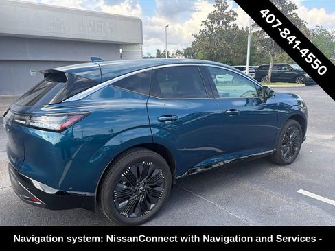 Used 2025 Nissan Murano Platinum w/ Cargo Package AWD/4WD image 2