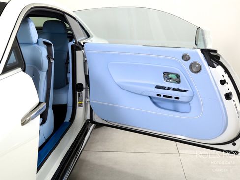 Used 2025 Rolls-Royce Spectre w/ Spectre Enhancement Package image 10