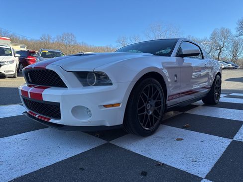 Used 2010 Ford Mustang Shelby GT500 image 9