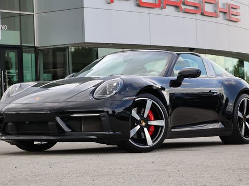 Used 2021 Porsche 911 Targa 4S AWD/4WD image 43