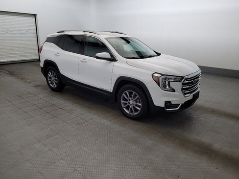 Used 2023 GMC Terrain SLT w/ Tech Package AWD/4WD image 11