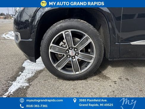 Used 2017 GMC Acadia Denali image 30