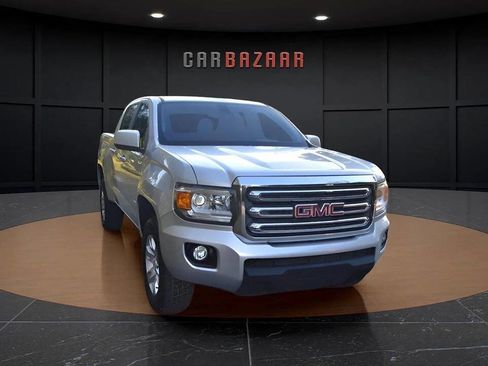 Used 2018 GMC Canyon SLE w/ SLE Convenience Package image 9