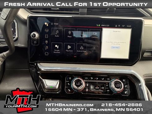 Used 2024 GMC Sierra 2500 Denali w/ Technology Package AWD/4WD image 12