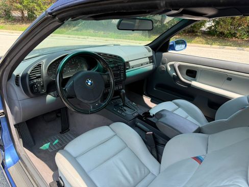 Used 1999 BMW M3 Convertible image 5