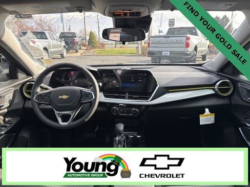 New 2026 Chevrolet Trax LT w/ Driver Confidence Package image 12