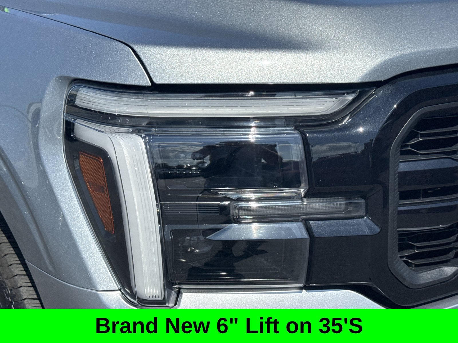 Used 2025 Ford F150 Lariat w/ Equipment Group 501A Mid AWD/4WD image 10