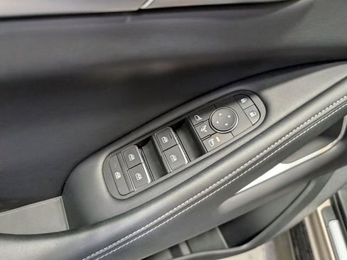 Used 2023 INFINITI QX60 Luxe w/ Vision Package image 16